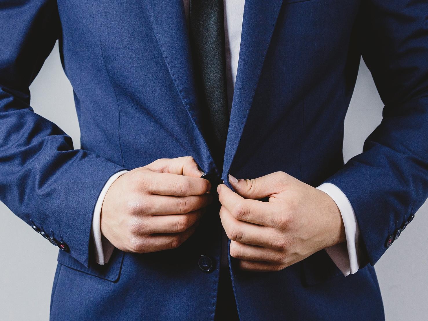 法律顧問律師費一年多少？規(guī)模、經(jīng)驗、服務(wù)內(nèi)容決定